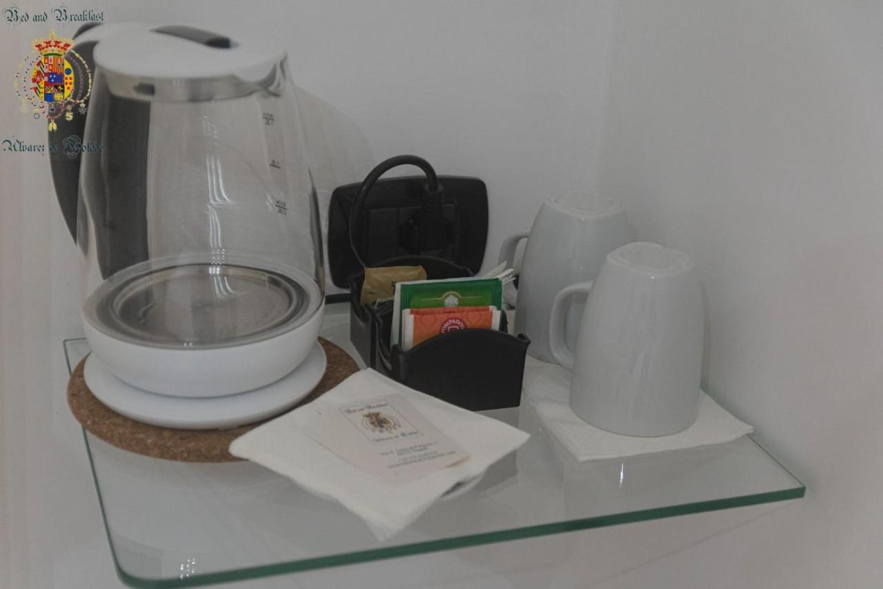 Alvarez De Toledo Bed and Breakfast Napels Buitenkant foto