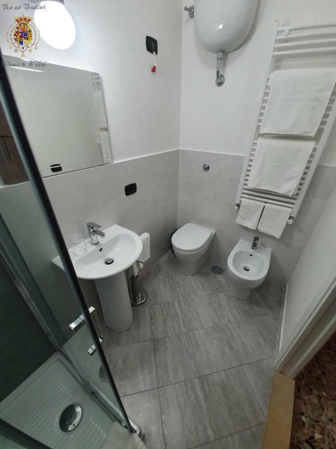 Alvarez De Toledo Bed and Breakfast Napels Buitenkant foto